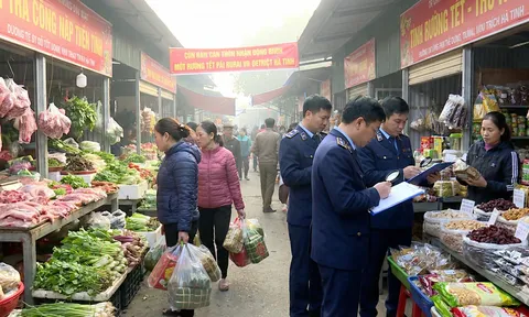 Thực phẩm bẩn cận Tết: Nguy cơ “xâm nhập” thị trường Hà Tĩnh và bài toán kiểm soát từ gốc