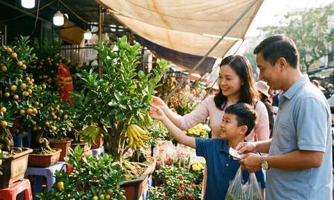 Cuộc đổ bộ của những "kỳ quan" nông nghiệp: Khi người Việt không tiếc tiền triệu săn kiểng độc, quả lạ đón Tết 2026